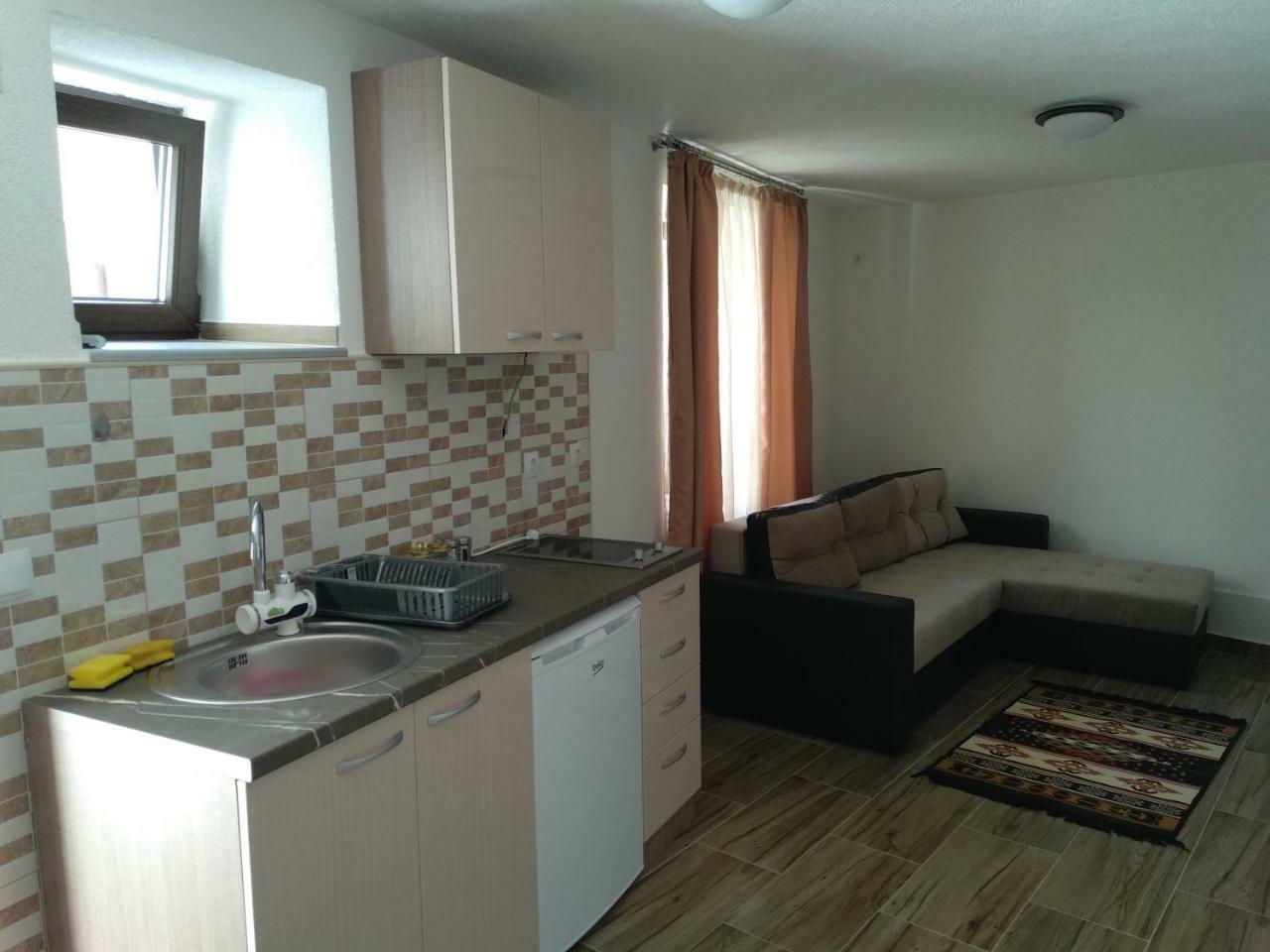 At George'S Apartments Ohrid Buitenkant foto