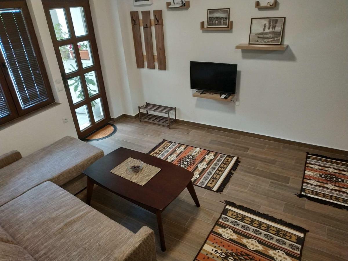 At George'S Apartments Ohrid Buitenkant foto